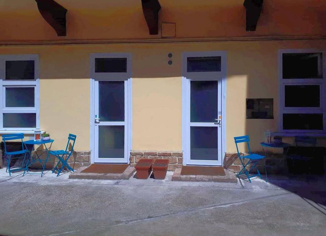 Modern Stylish 2 Bedroom Holiday Apartment Βουδαπέστη Εξωτερικό φωτογραφία